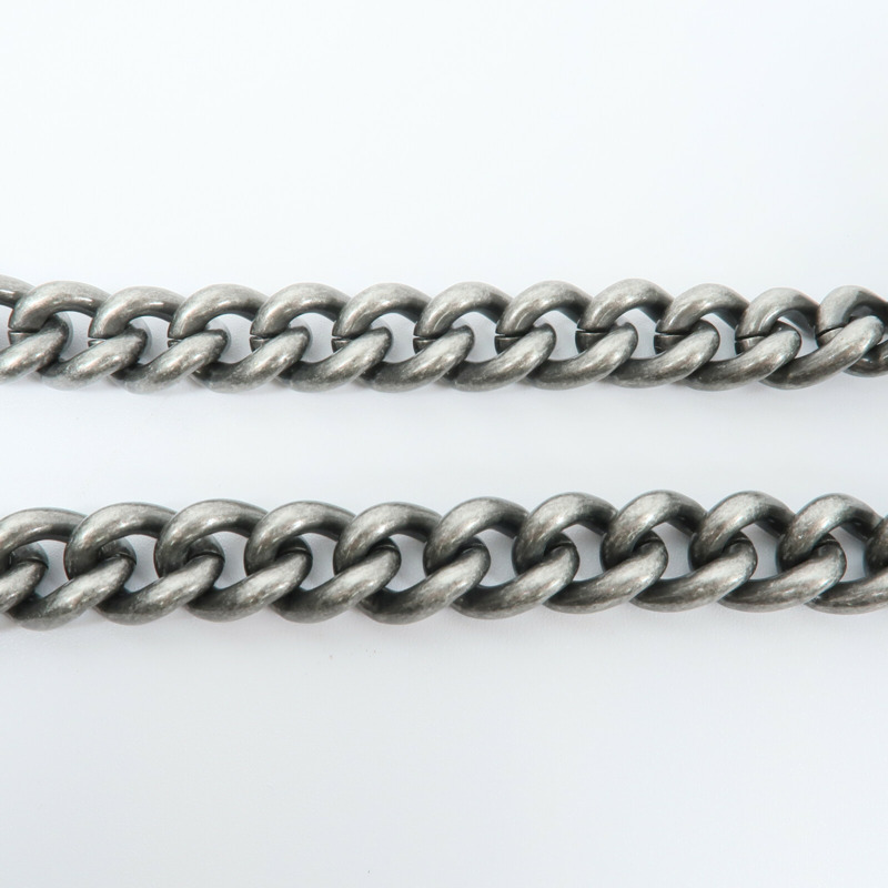 CHANEL 牛皮皮革North South Boy鏈帶肩背袋-10