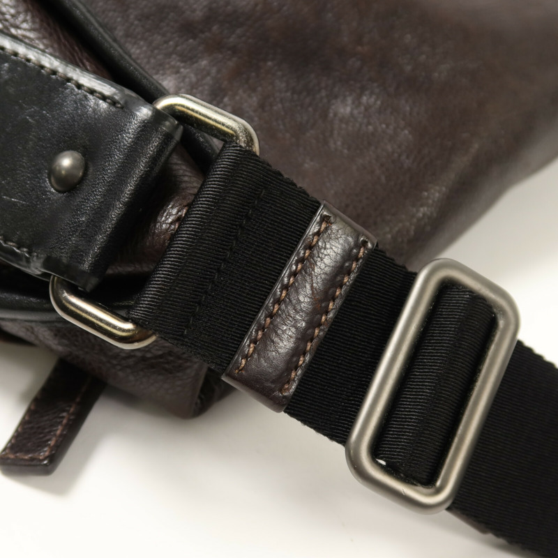 PRADA Cervo皮革Messenger Bag肩背袋-12