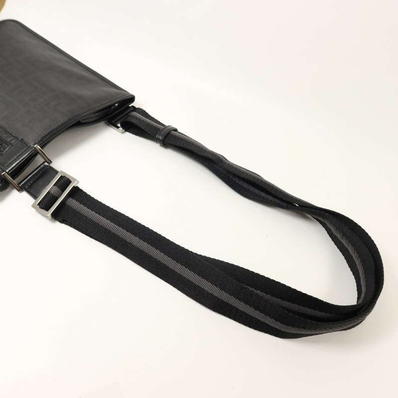 FENDI 塗層帆布Messenger Bag肩背袋-9