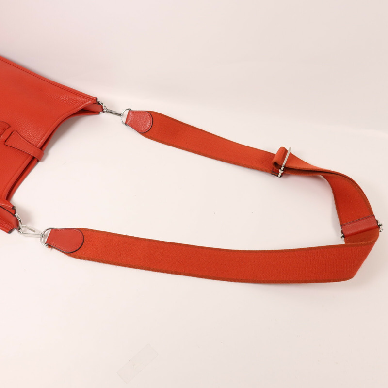 HERMES Clemence皮革Evelyne PM肩背袋Rouge Tomate-8