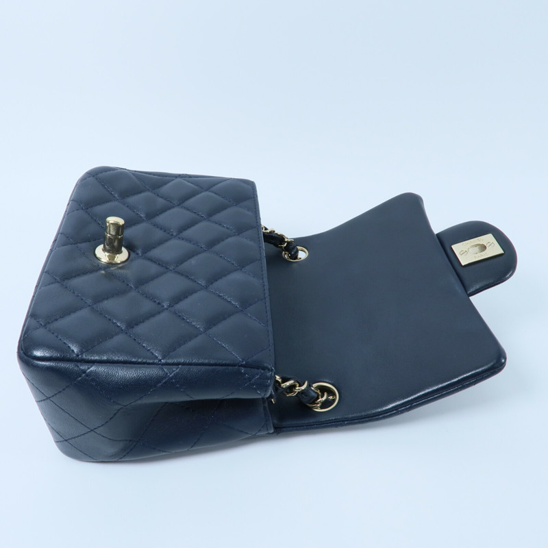 CHANEL 羊皮皮革Classic 17鏈帶肩背袋-9