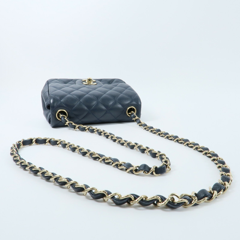 CHANEL 羊皮皮革Classic 17鏈帶肩背袋-10