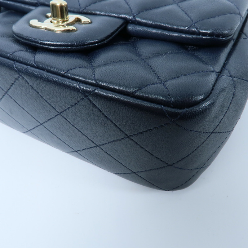 CHANEL 羊皮皮革Classic 17鏈帶肩背袋-14