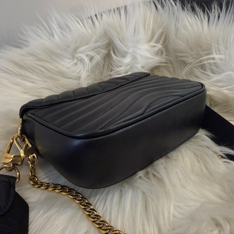LV New Wave Multi-Pochette 黑色小牛皮斜背包-2