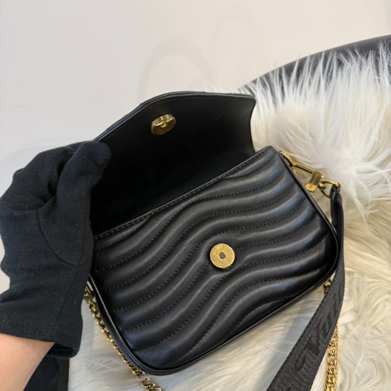 LV New Wave Multi-Pochette 黑色小牛皮斜背包-5