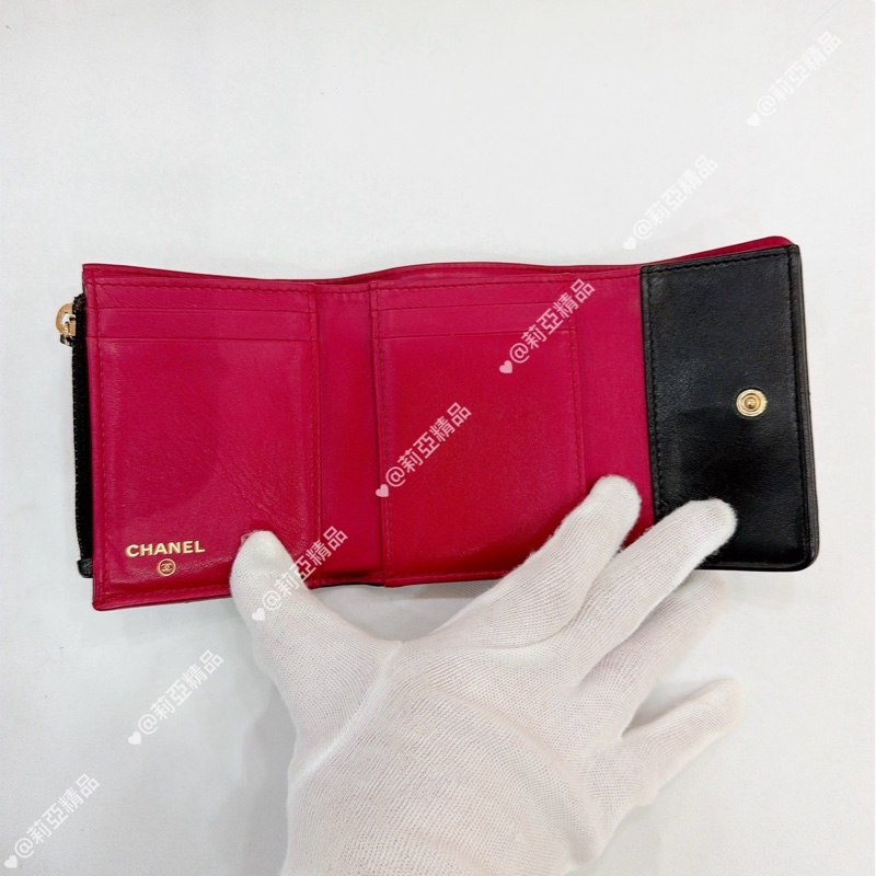 莉亞精品♡ Chancl AP016419三折短夾 黑金-2