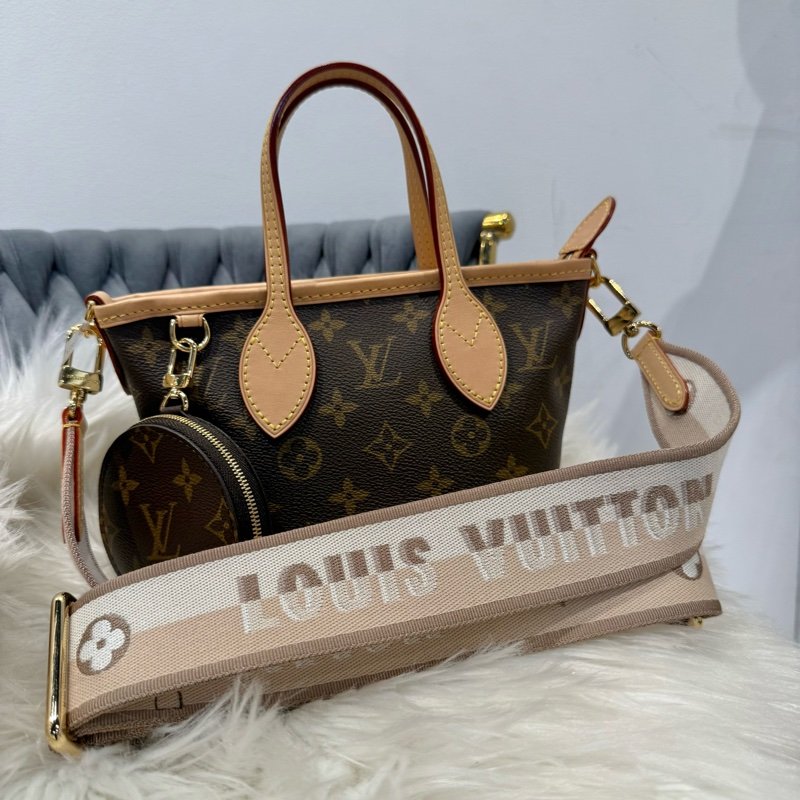 全新 LV Neverfull BB 手提斜背包 芯片-0