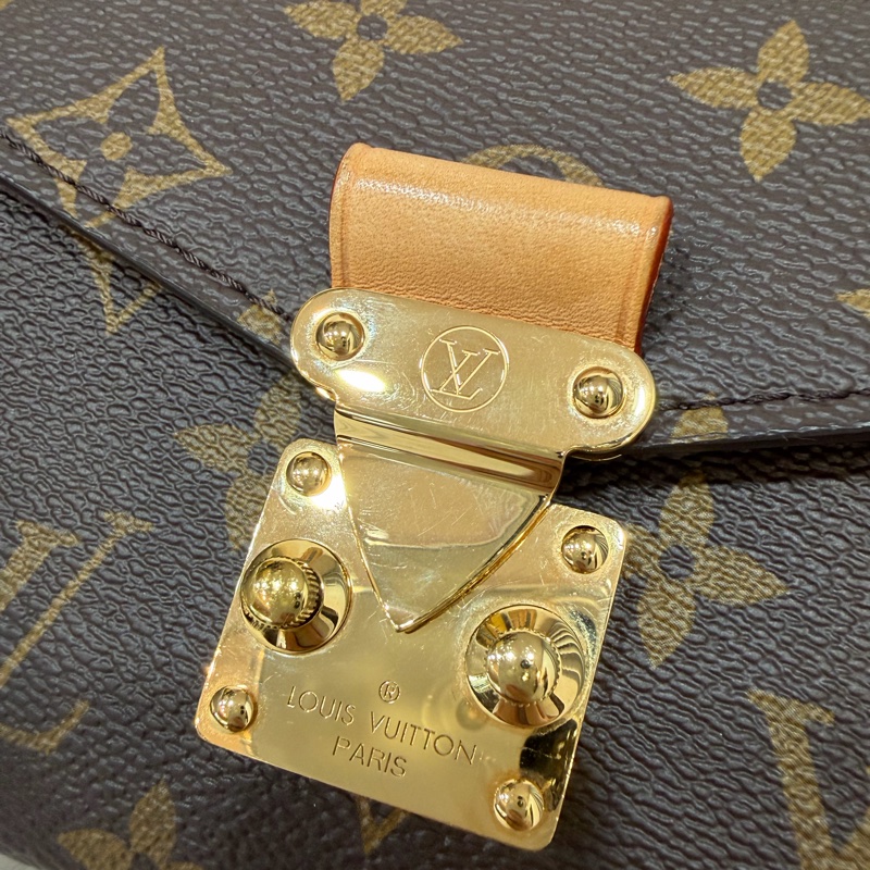 LV METIS East West M46279 老花 金鍊 郵差包 腋下包-24