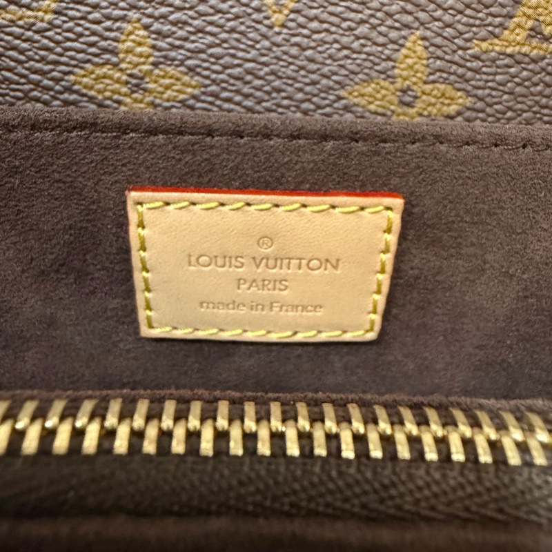 LV METIS East West M46279 老花 金鍊 郵差包 腋下包-39
