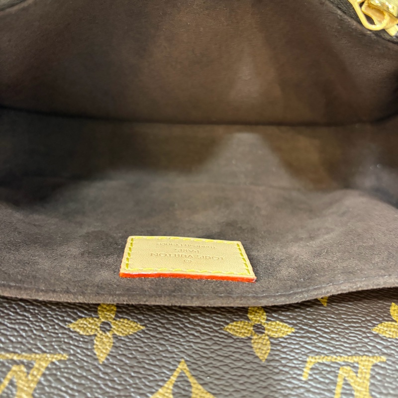 LV METIS East West M46279 老花 金鍊 郵差包 腋下包-45