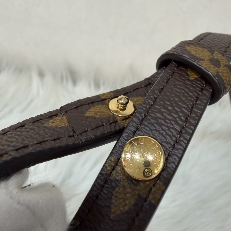 LV METIS East West M46279 老花 金鍊 郵差包 腋下包-61