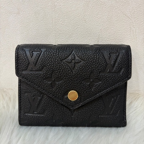 LV M64060 黑色荔枝皮 零錢包信用卡夾名片夾短夾錢包皮夾