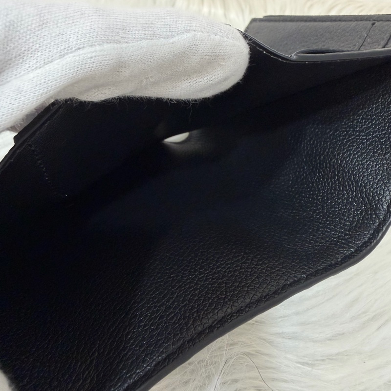 LV M64060 黑色荔枝皮 零錢包信用卡夾名片夾短夾錢包皮夾-27