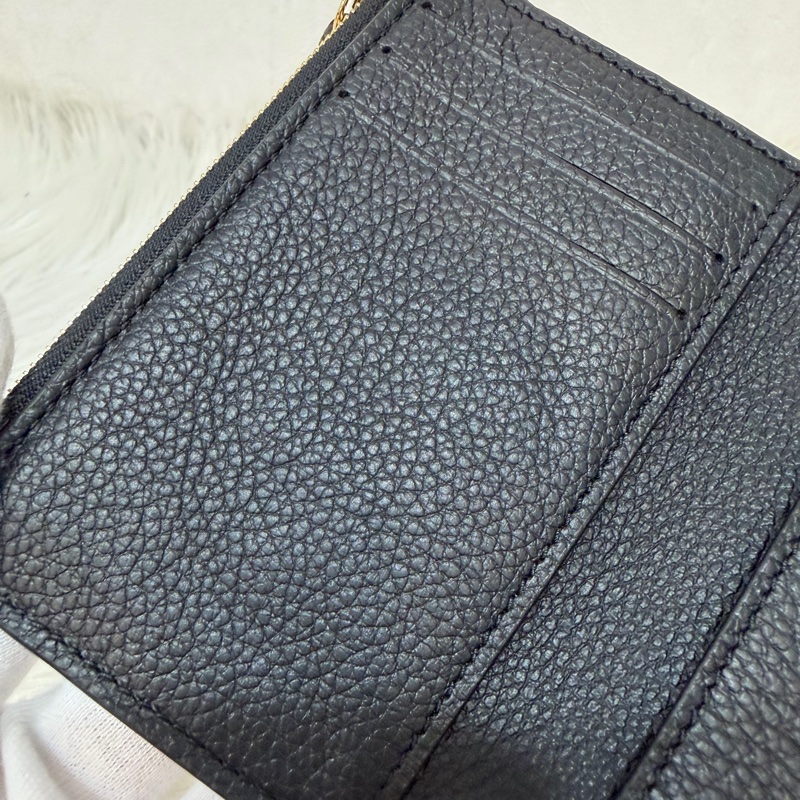 LV M64060 黑色荔枝皮 零錢包信用卡夾名片夾短夾錢包皮夾-32