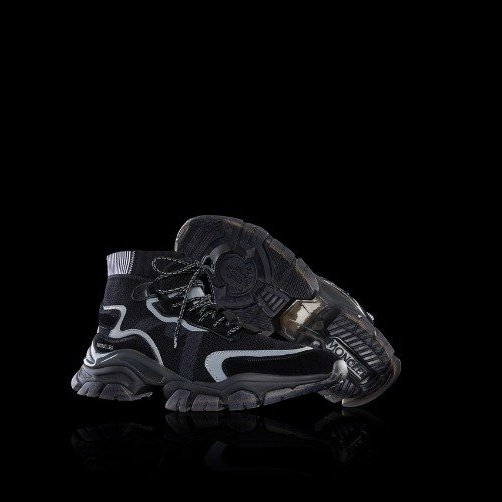 💎Han's house精品服飾💎MONCLER LOGO 反光鞋 現貨43 原價 24400-7