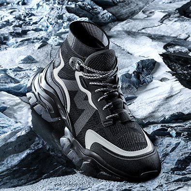 💎Han's house精品服飾💎MONCLER LOGO 反光鞋 現貨43 原價 24400-8