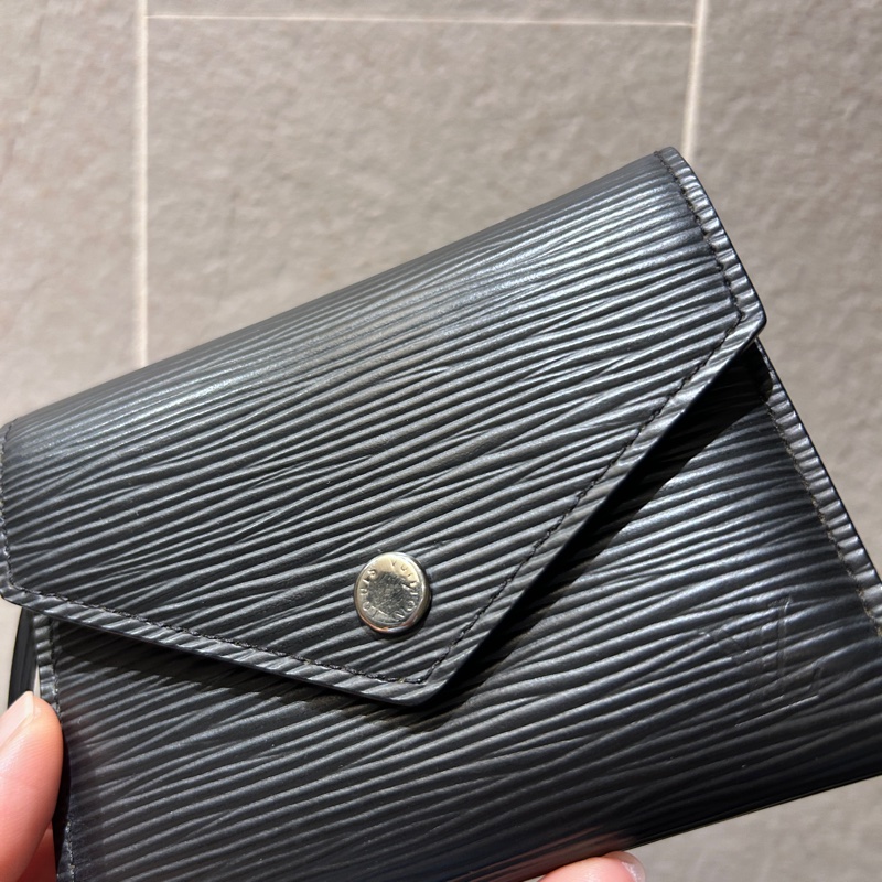 LV水波紋短夾 母錢包 發財錢包 祼包 絕版水波 質感水波-1