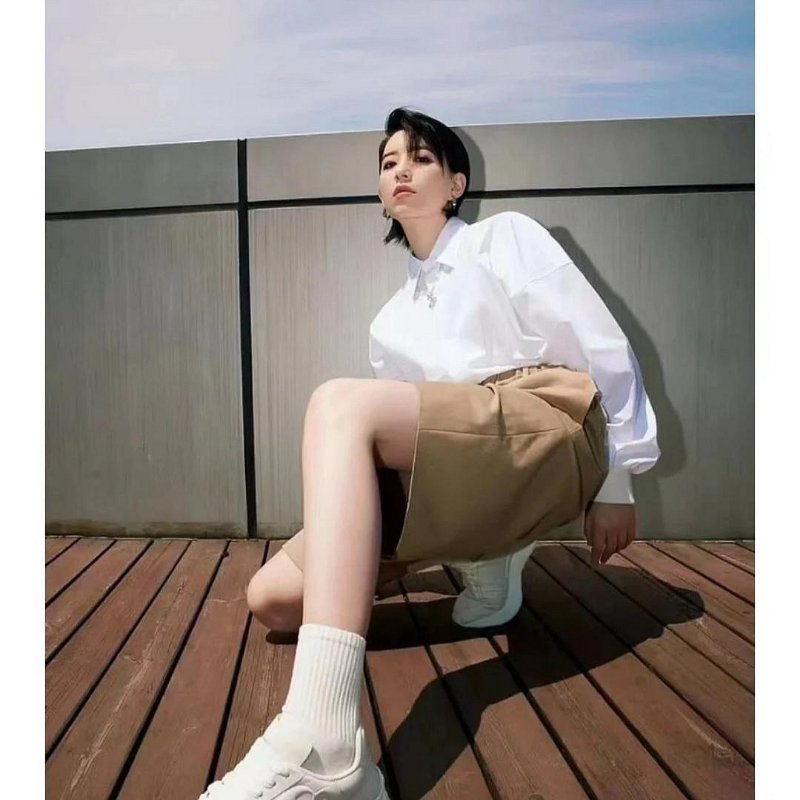 💎Han's house精品服飾💎ALEXANDER MCQUEEN MCQ Sprint 皮革鞋  現貨43.5價18500-6