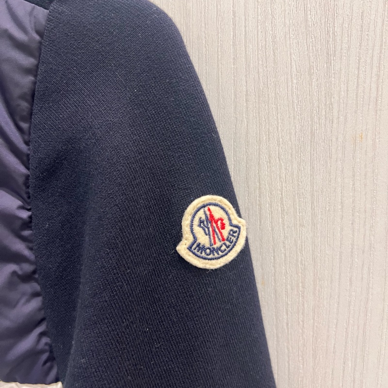 Moncler 羽絨拼接內刷毛保暖外套(專櫃原價3萬6左右)-1