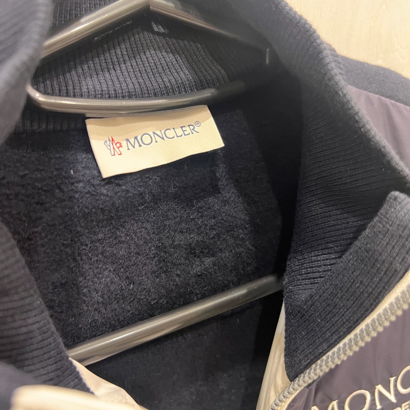 Moncler 羽絨拼接內刷毛保暖外套(專櫃原價3萬6左右)-2