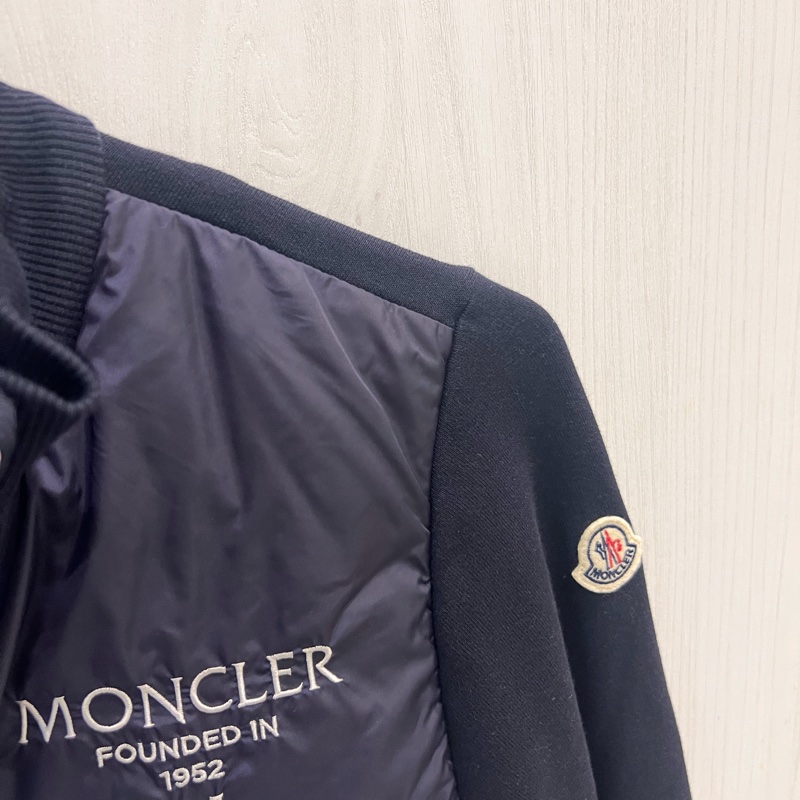 Moncler 羽絨拼接內刷毛保暖外套(專櫃原價3萬6左右)-14