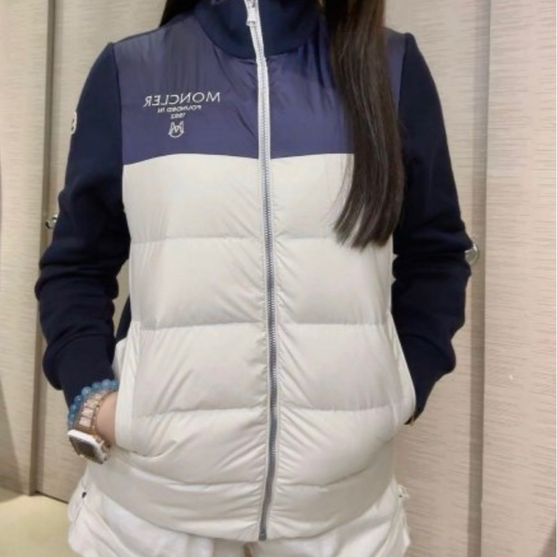Moncler 羽絨拼接內刷毛保暖外套(專櫃原價3萬6左右)-17