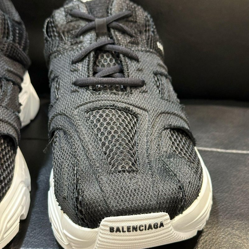 💎Han's house精品服飾💎Balenciaga 巴黎世家 鞋 現貨43-3