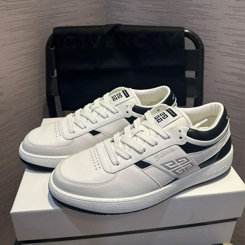 💎Han's house精品服飾💎 GIVENCHY 紀梵希小牛皮 鞋 葡萄牙製 現貨 29~29.5原價24000-0