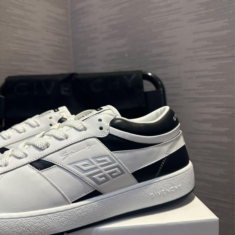 💎Han's house精品服飾💎 GIVENCHY 紀梵希小牛皮 鞋 葡萄牙製 現貨 29~29.5原價24000-5