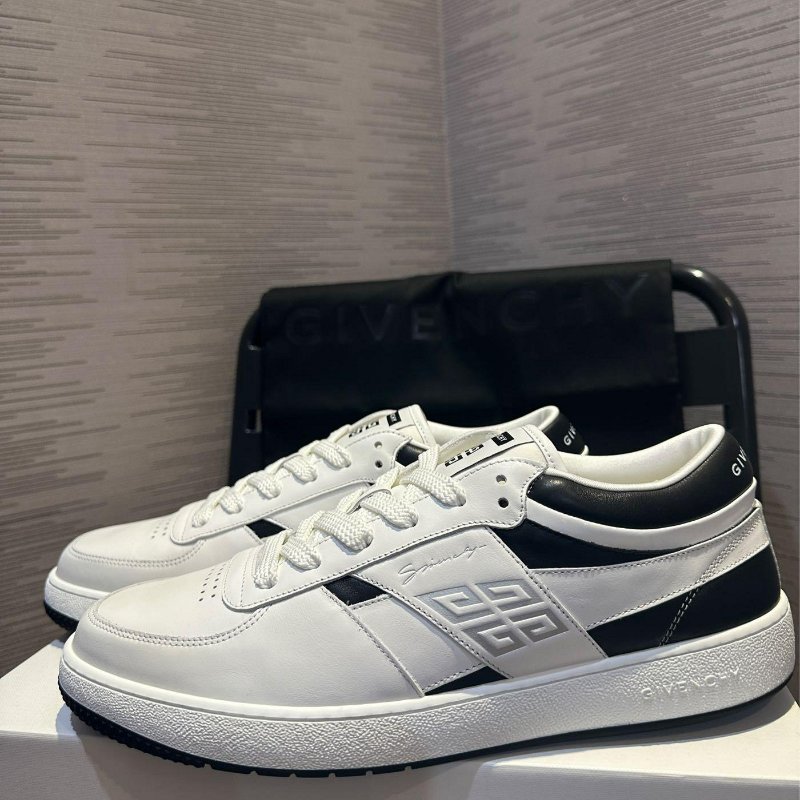 💎Han's house精品服飾💎 GIVENCHY 紀梵希小牛皮 鞋 葡萄牙製 現貨 29~29.5原價24000-6