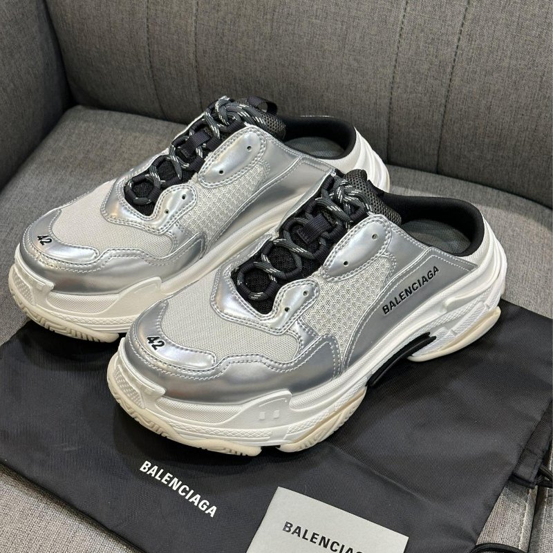 💎Han's house精品服飾💎Balenciaga TRIPLE S 巴黎世家 復古 老爹涼 半拖 懶人鞋 現貨42/43 原價29200-0