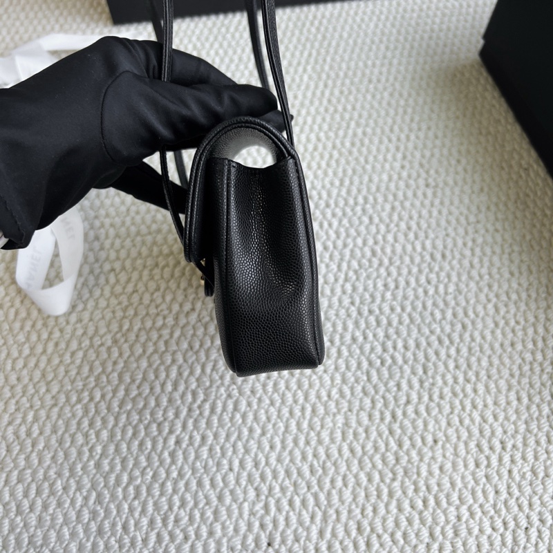 🌷新款天菜！ Chanel 香奈兒 Preppy Coco mini 腋下包 黑金 芯片款-4