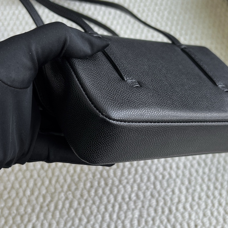 🌷新款天菜！ Chanel 香奈兒 Preppy Coco mini 腋下包 黑金 芯片款-8