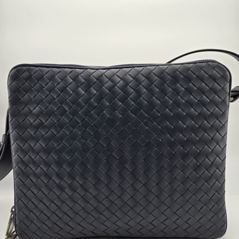 閒置新Bottega Veneta（葆蝶家）經典編織男士單肩斜挎-2