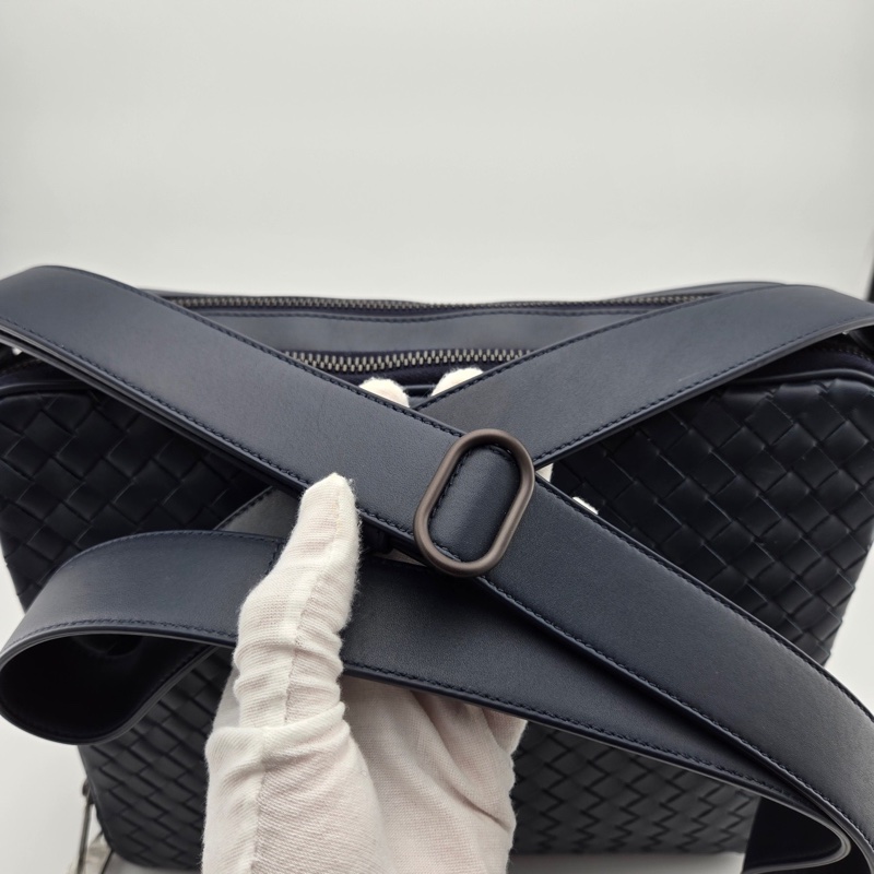 閒置新Bottega Veneta（葆蝶家）經典編織男士單肩斜挎-5