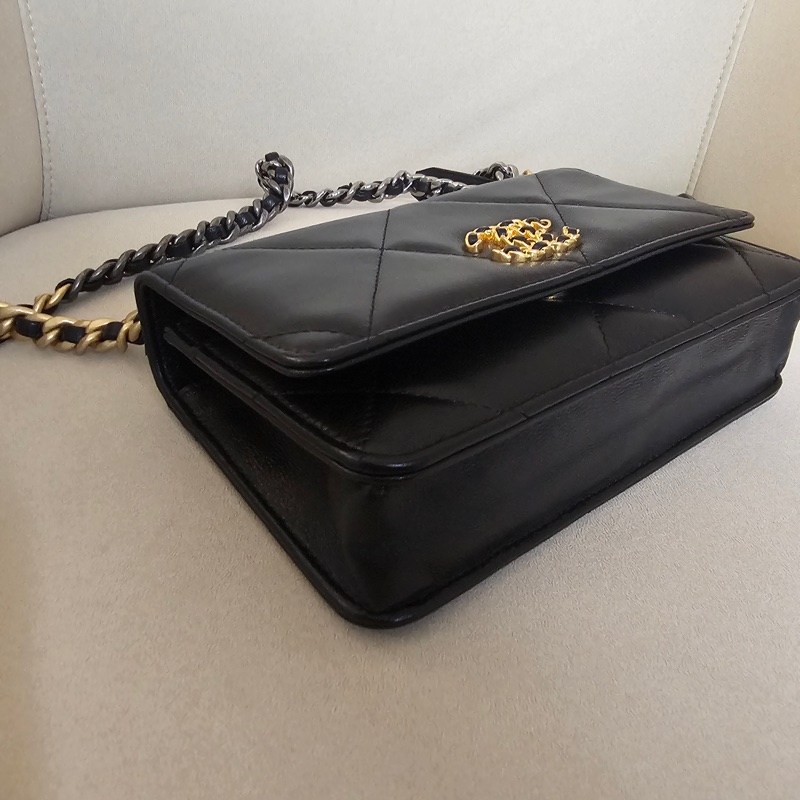 Chanel 19woc 黑金-2