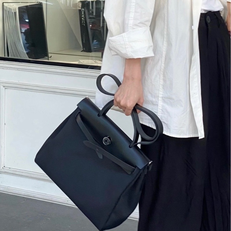 Hermes Herbag 31 黑色皮革 （附黑白替換袋）-0