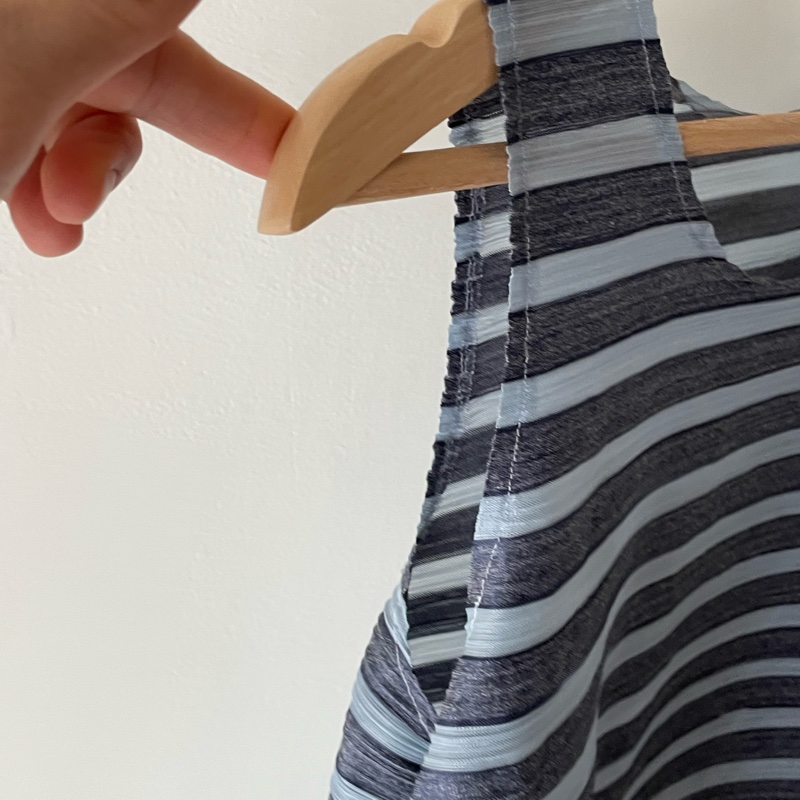 ▪️富貴選物FUGUEI▪️PP 三宅一生 無袖藍色拼接 彈跳橫紋連衣裙  長版上衣 短洋裝-5