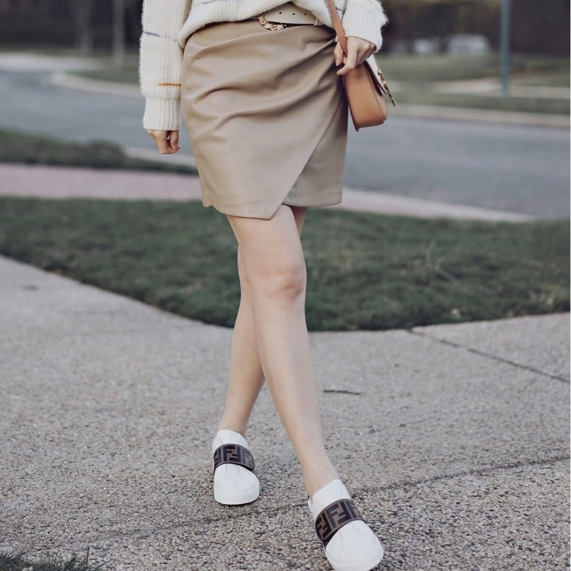 Fendi 經典小白鞋/青少年款魔鬼氈運動鞋(EU38/24.5cm)-16