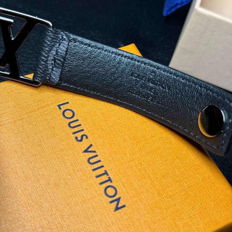 Louis Vuitton 黑原花大Logo手環-3