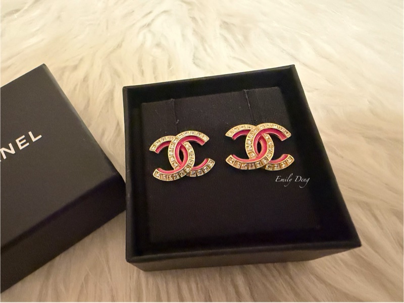 Chanel 經典雙C粉色琺瑯水鑽耳環-0