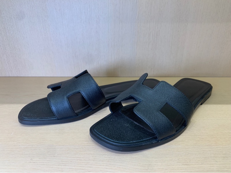 Hermès愛馬仕 經典全皮黑色平底H拖鞋 37碼-2