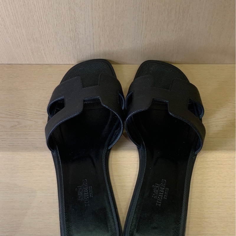 Hermès愛馬仕 經典全皮黑色平底H拖鞋 37碼-7