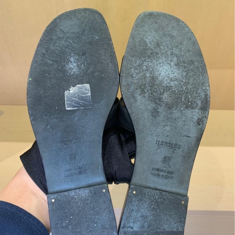 Hermès愛馬仕 經典全皮黑色平底H拖鞋 37碼-9
