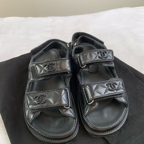 99新 CHANEL/香奈兒黑色全皮so black菱格紋 魔術貼涼鞋34.5碼