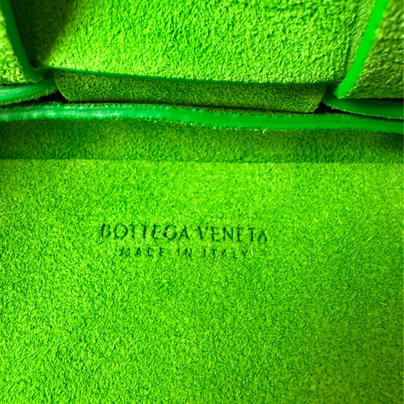 BV Bottega Veneta BETCandy Cassette 牛皮-7