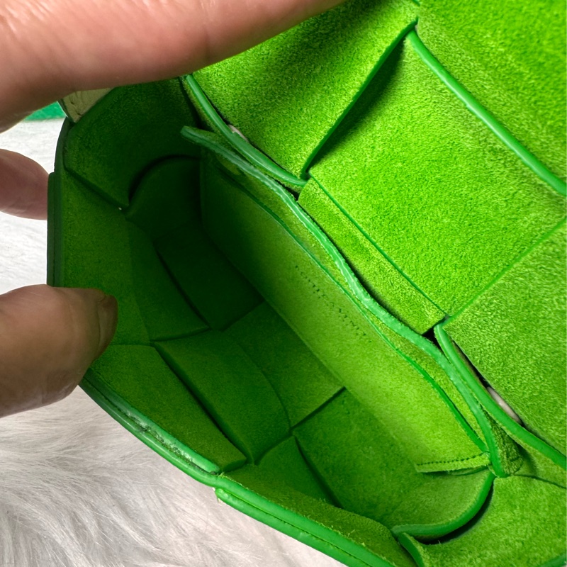 BV Bottega Veneta BETCandy Cassette 牛皮-8