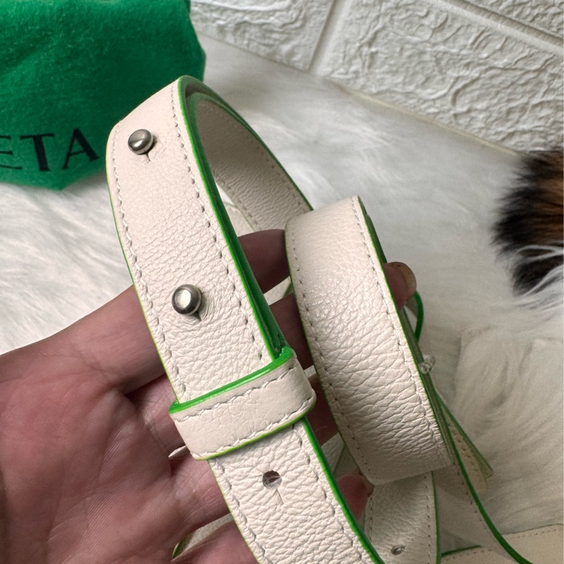 BV Bottega Veneta BETCandy Cassette 牛皮-13