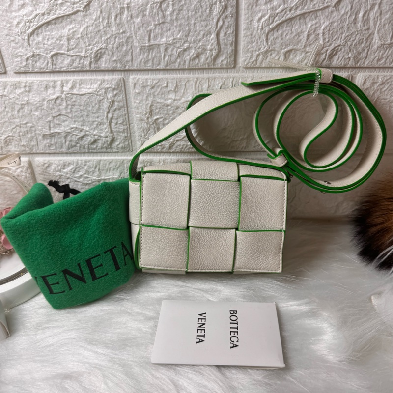 BV Bottega Veneta BETCandy Cassette 牛皮-25