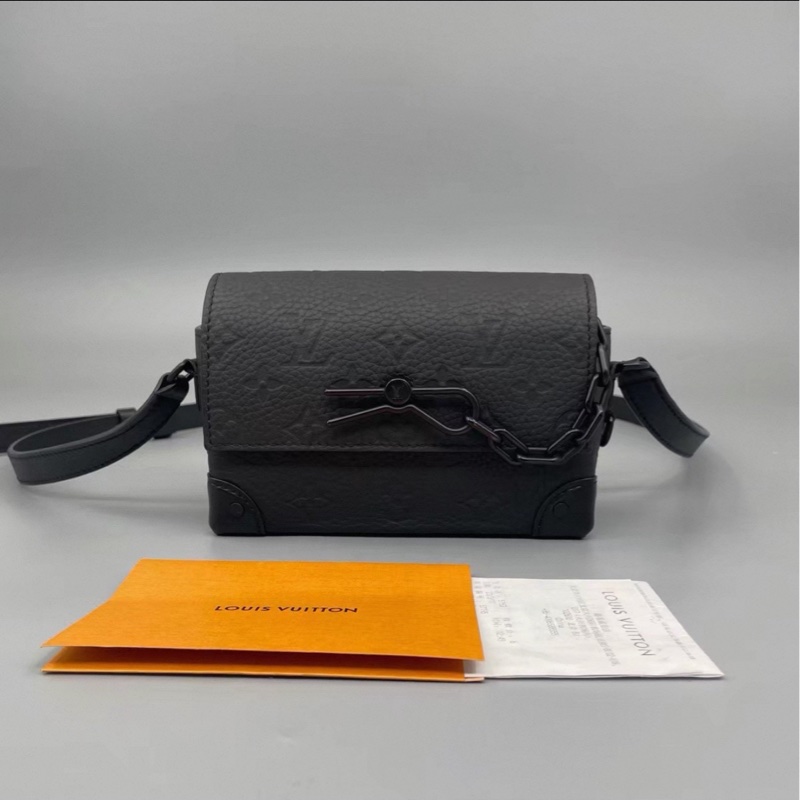 全網最低價❤️‍🔥男女通殺😍Lv路易威登黑色全皮壓紋老花磨砂插銷盒子包單肩斜挎包-8